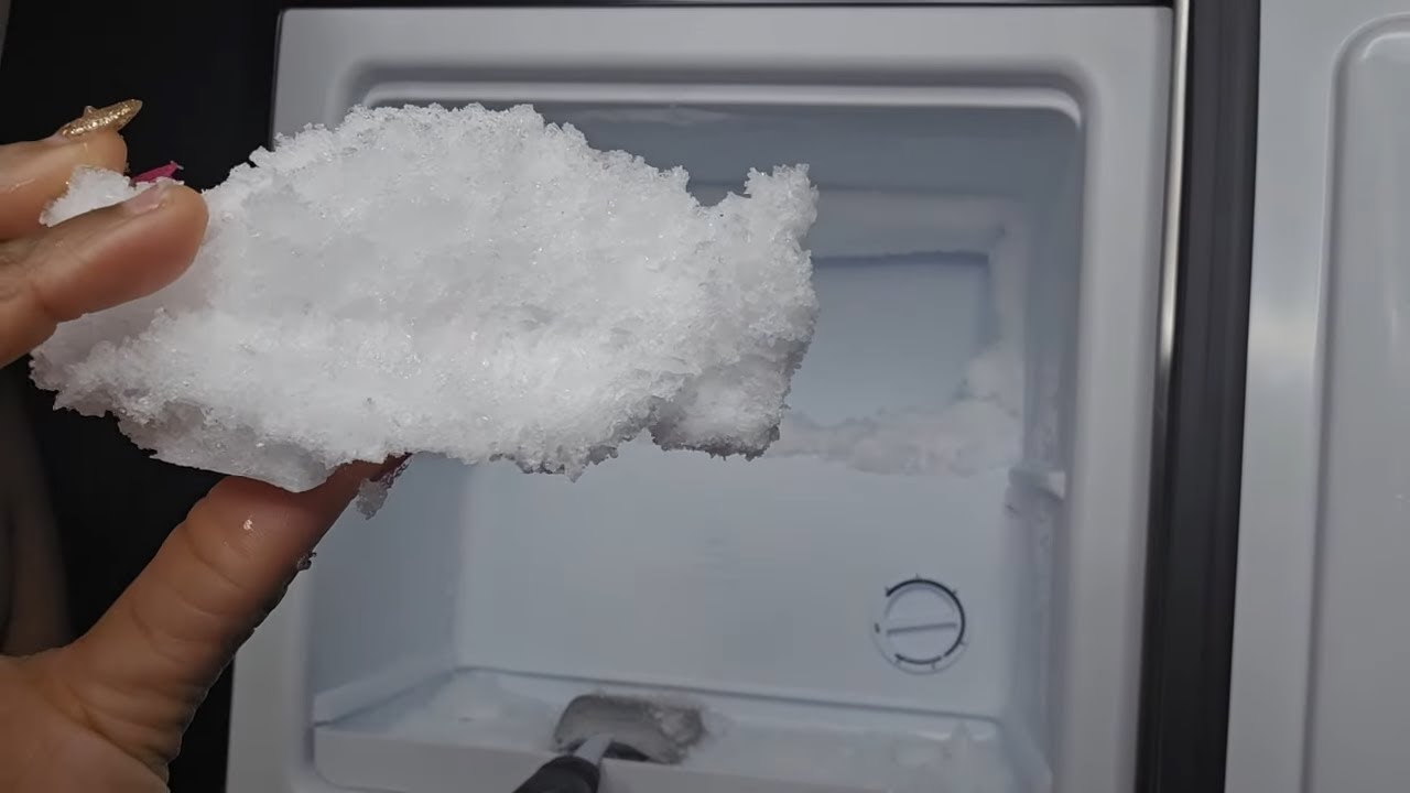 #COTF CRUNCHY HUMIDIFIER FROST | BRINGING DOWN THE ROOF | MORE THAN I THOUGHT | #asmr #asmrice