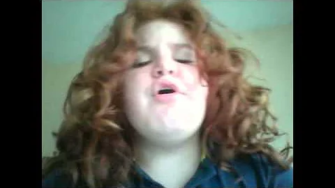 funny grace sings ROAR