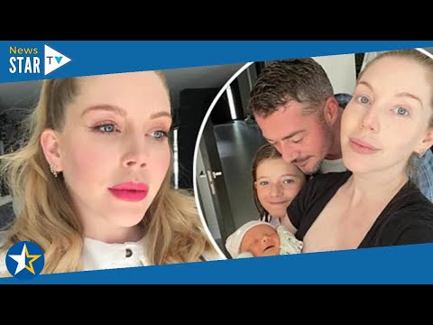 Video: Katherine Ryan Net Worth: Wiki, Sposato, Famiglia, Matrimonio, Stipendio, Fratelli