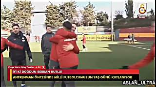 Mertens yunus akgün'e Pandik Atıyor 😂