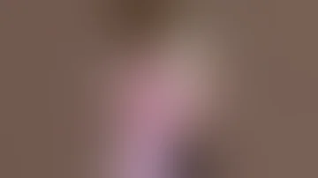 فضيحه خلع الملابس لكن في الاخير صادمة 