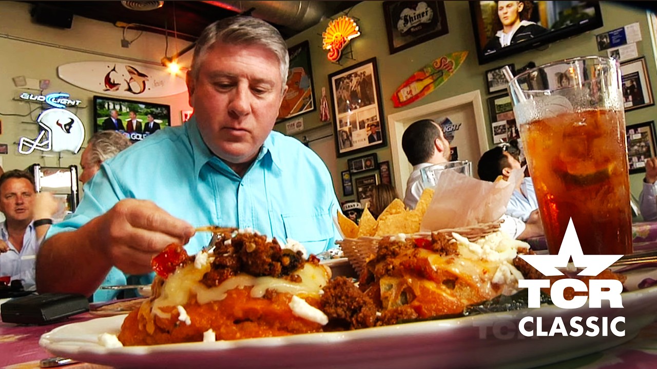 A Houston Restaurant That Feels Like Someone’s Kitchen | Texas Country Reporter