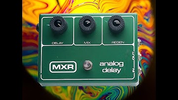 MXR "analog delay" guitar pedal chain