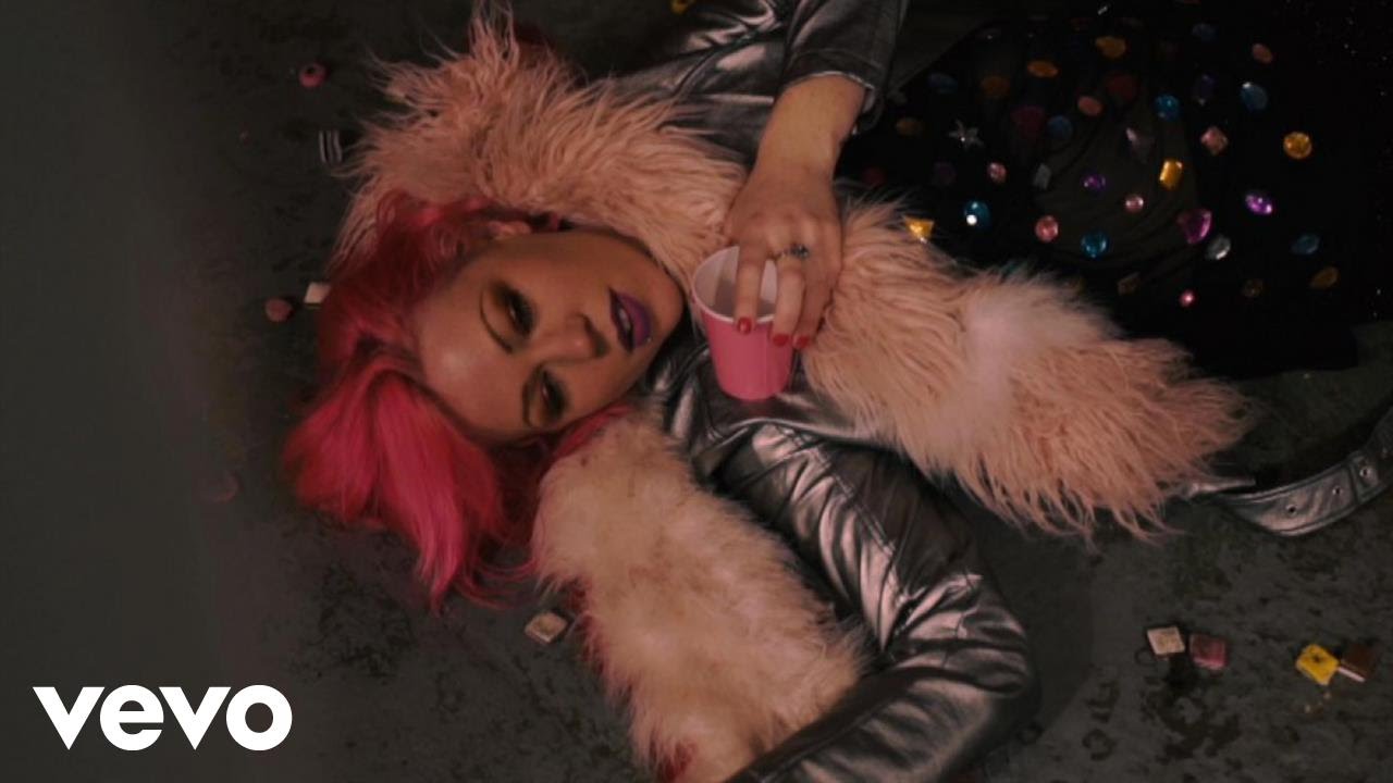 PINS - Aggrophobe (feat. Iggy Pop)