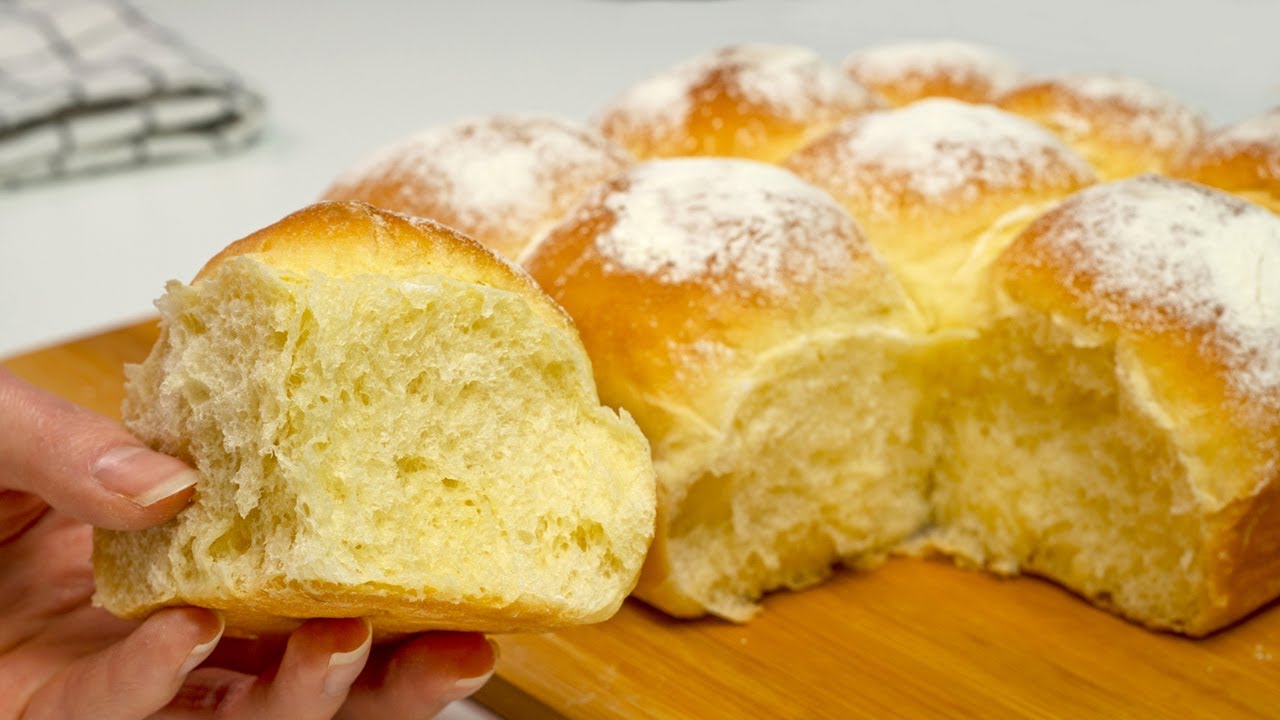 Najbardziej Puszyste i Mięciutkie Bułeczki Mleczne w 2025 Roku