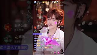 Download Lagu Wu Zhigang covers Wei Ni Qi Dao... 为你祈祷 MP3