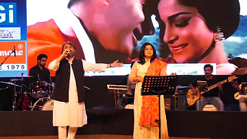 Narsi and Shefali sing Gaata rahe mera dil