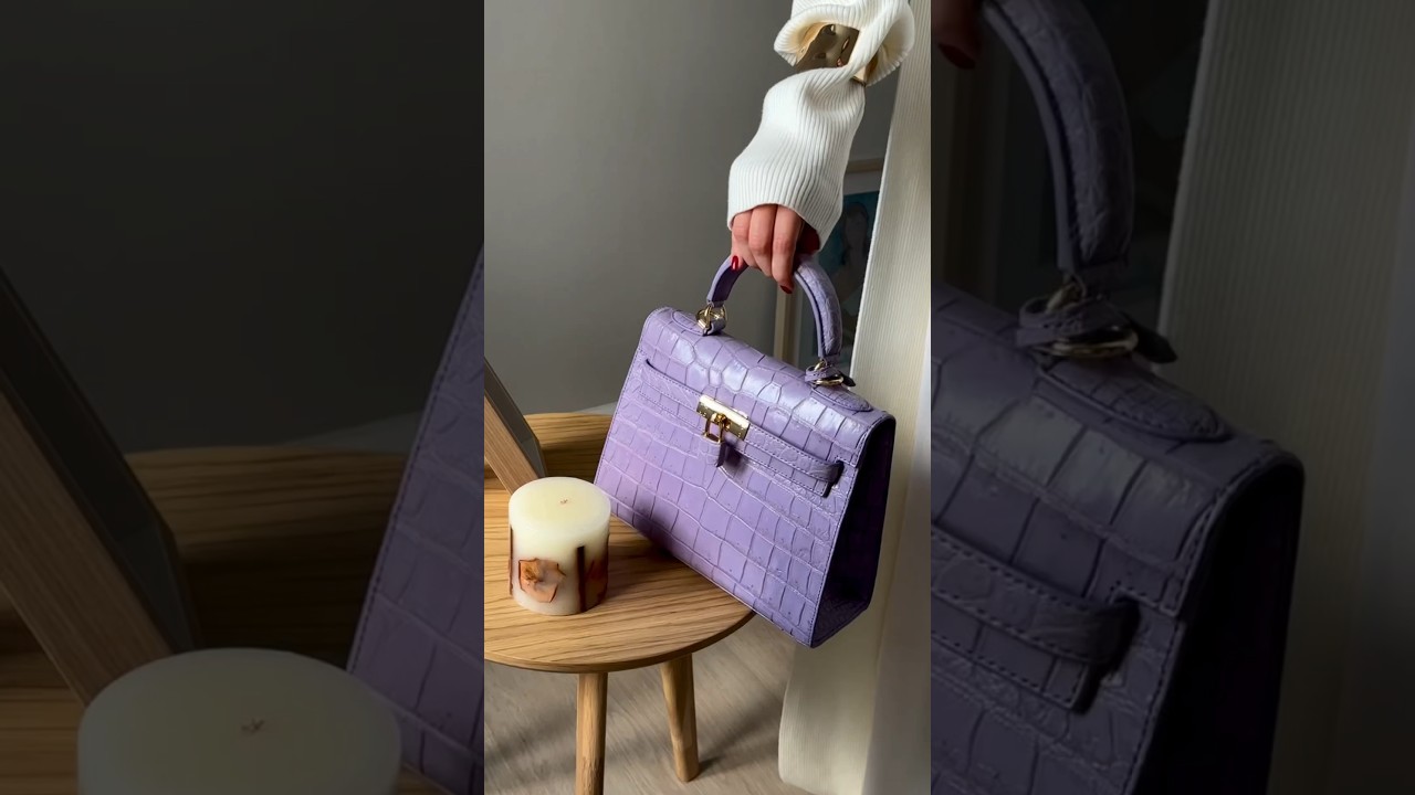 Цена сумки из кожи крокодила 82 100₽. Шоурум в Санкт-Петербурге. Подробнее в комментариях.