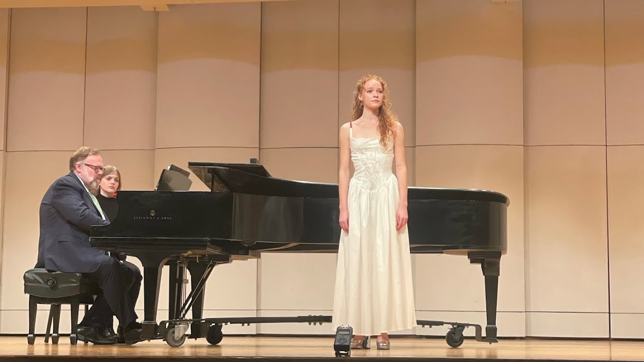 Ariana Ferch Opera Senior Recital - YouTube