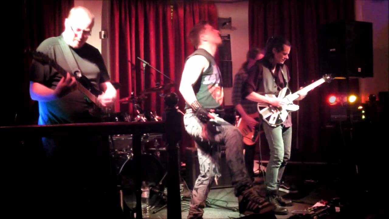 Tears of the Dead - Neon Knights (Black Sabbath cover)