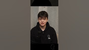 MOLODOY ПРО СВОЙ НИК #cs2 #csgo #gaming #donk #s1mple #twitch #кс2 #counterstrike #major #интервью