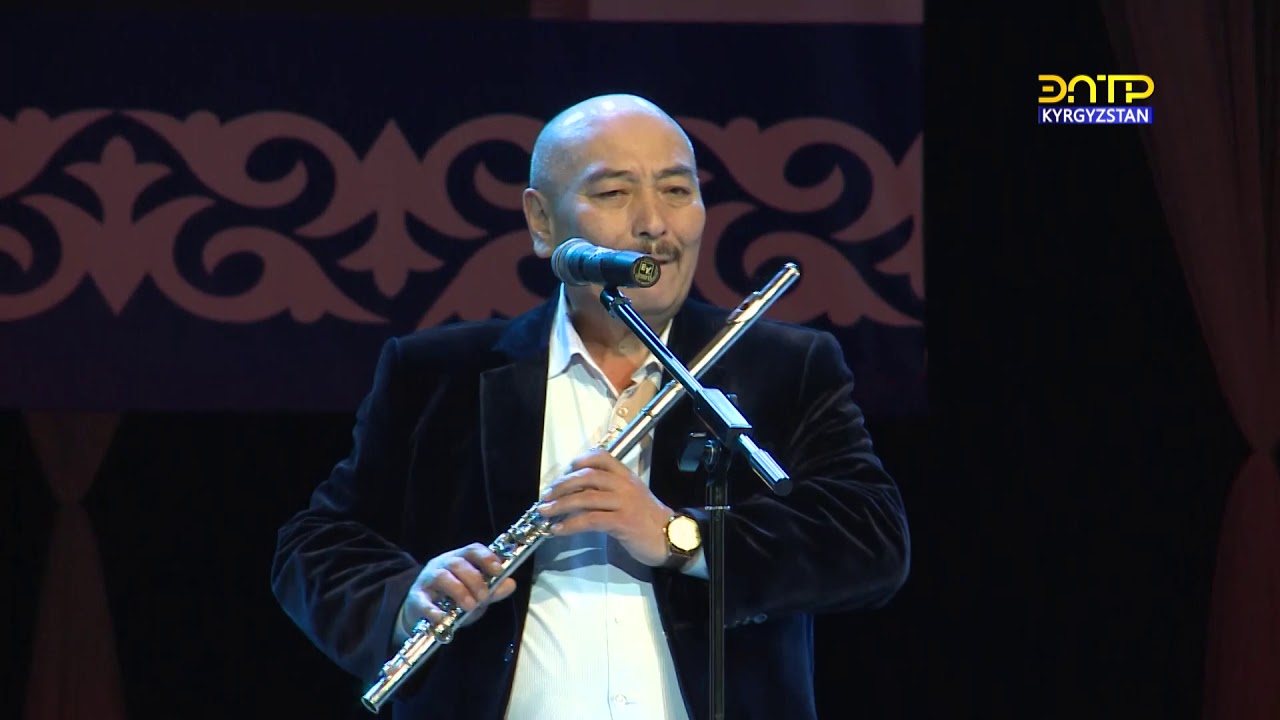 Рыспайдын чыгармаларына попури. Аткаруучу  К. Азыкбаев