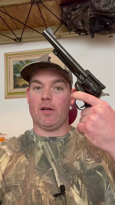 What’s the big deal with Ruger Old Model 3 Screw Revolvers?! (Ruger Blackhawk & Single Six)