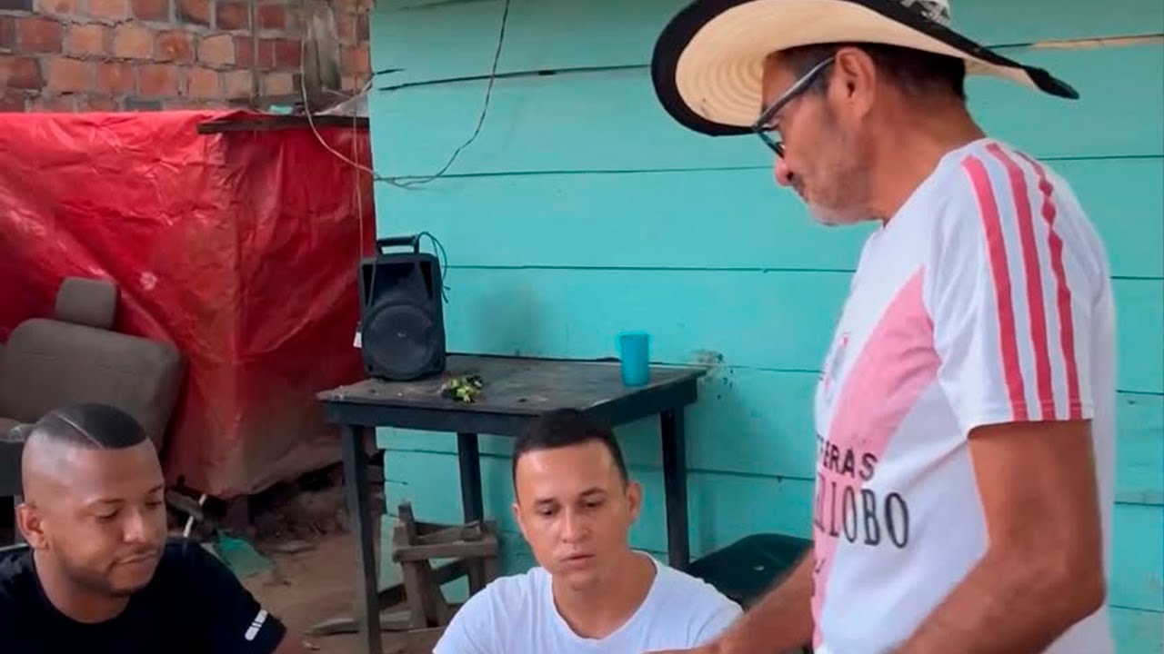 Pello le bota el Almuerzo a Beto Jaraba 😱😫