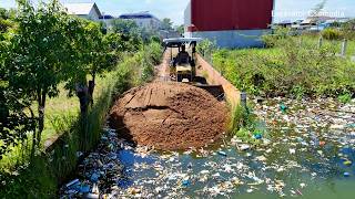 Fantastic video full pushing soil unloading landfill 100% full - Bulldozer dump truck unloading sand