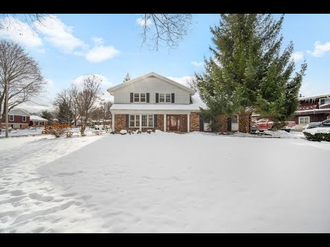3390 N Knoll Blvd, Wauwatosa, WI home video tour