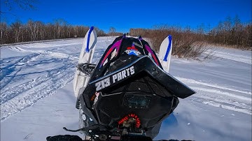 Ditchbanging Clips and Jumps on 2018 Polaris 600R