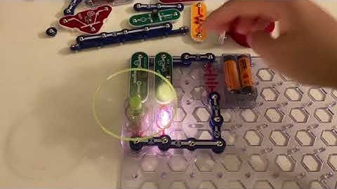 Snap Circuits Skill Builder: Lamp and Fan Independent 