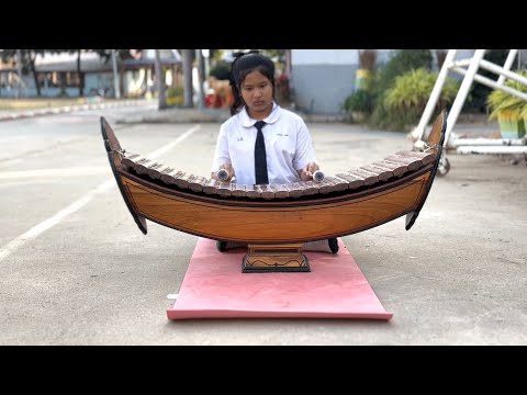 นาคบริพัตร 2 ชั้น - ด.ญ.ปณัทดา  รักษี  บรรเลงระนาดเอก