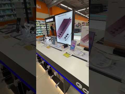 Видео: Продавец ДНС не хотел продавать нам видеокарту за 115к 😂😂😂