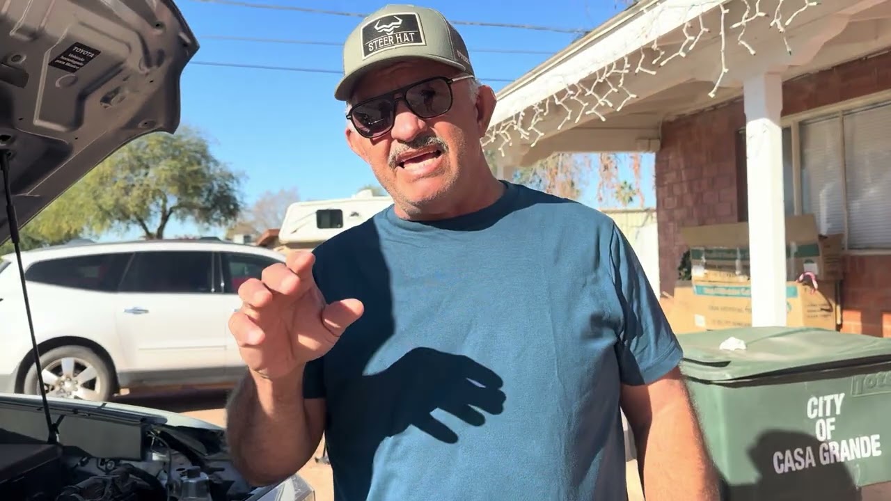 Salió de agencia esta Tacoma sin el depósito de líquido de parabrisas (wipers)