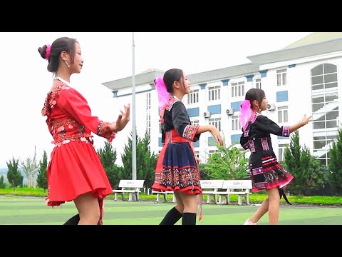 Leej Twg Tej Tub_Sua Vaj_Ntxhais Hmoob Seev Cev ベトナム 少女ダンス