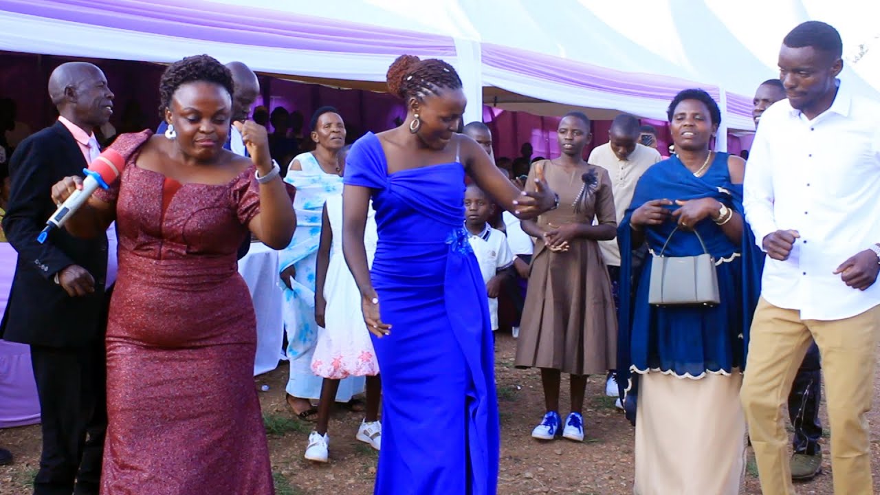 Norah Nankunda Live at Mr & Mrs Tayebwa Nathan Rugumya Thanks Giving & House Warming on 7th/12/2024