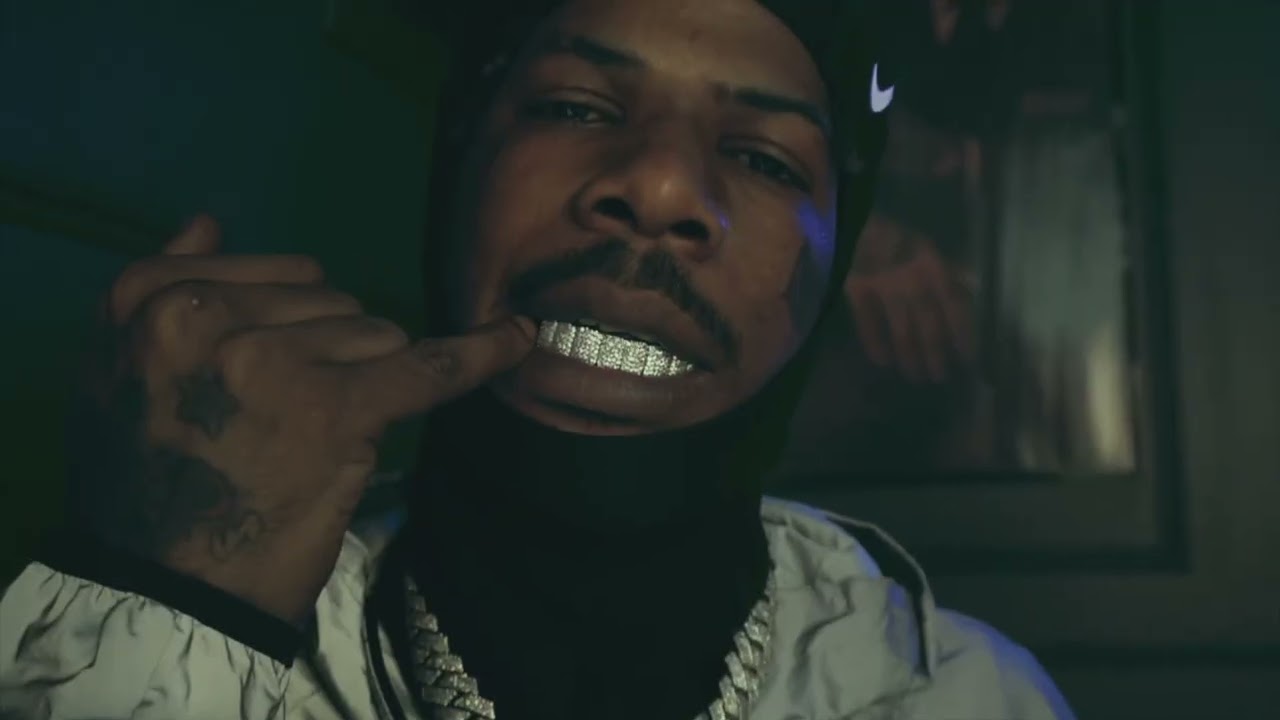 Watch FULLY BAD - Nike tech (Official Music Video) on YouTube Watch FULLY BAD - Nike tech (Official Music Video) on YouTube