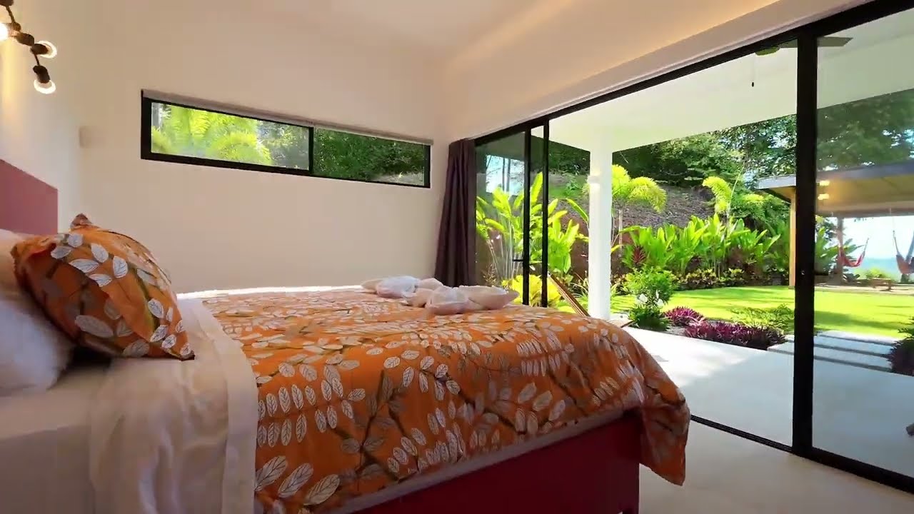 Casa Río Escondido: Jungle Mountain Villa with Infinity Pool in Costa Rica | Lagunas, Dominical