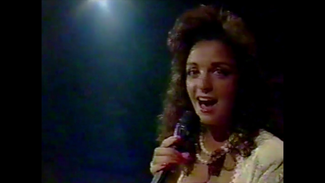 FERNANDA SOLA. EN VIVO.