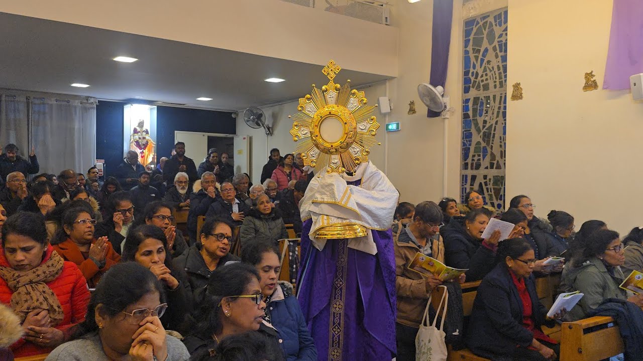  இன்று பிறான்ஸ் ஆன்மீகப்பணியகத்தினால் திருப்பலி நற்கருணை வழிபாடும் சிறப்பாக பக்தியுடன் இடம்பெற்றது