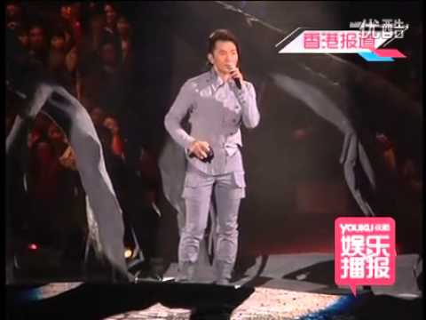 郑伊健唱旧爱歌曲不怕被批     不学外语自嘲语言天赋不高