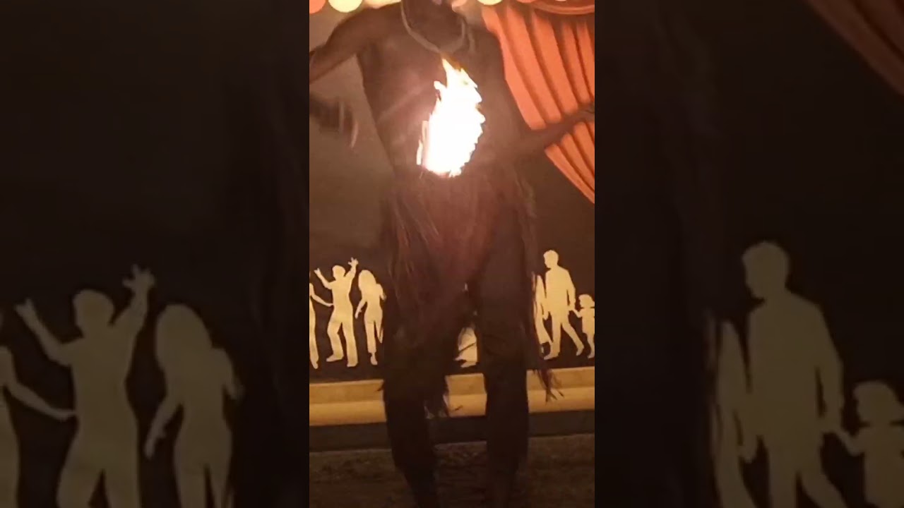 Sheedi dance😅port grand, karachi, 