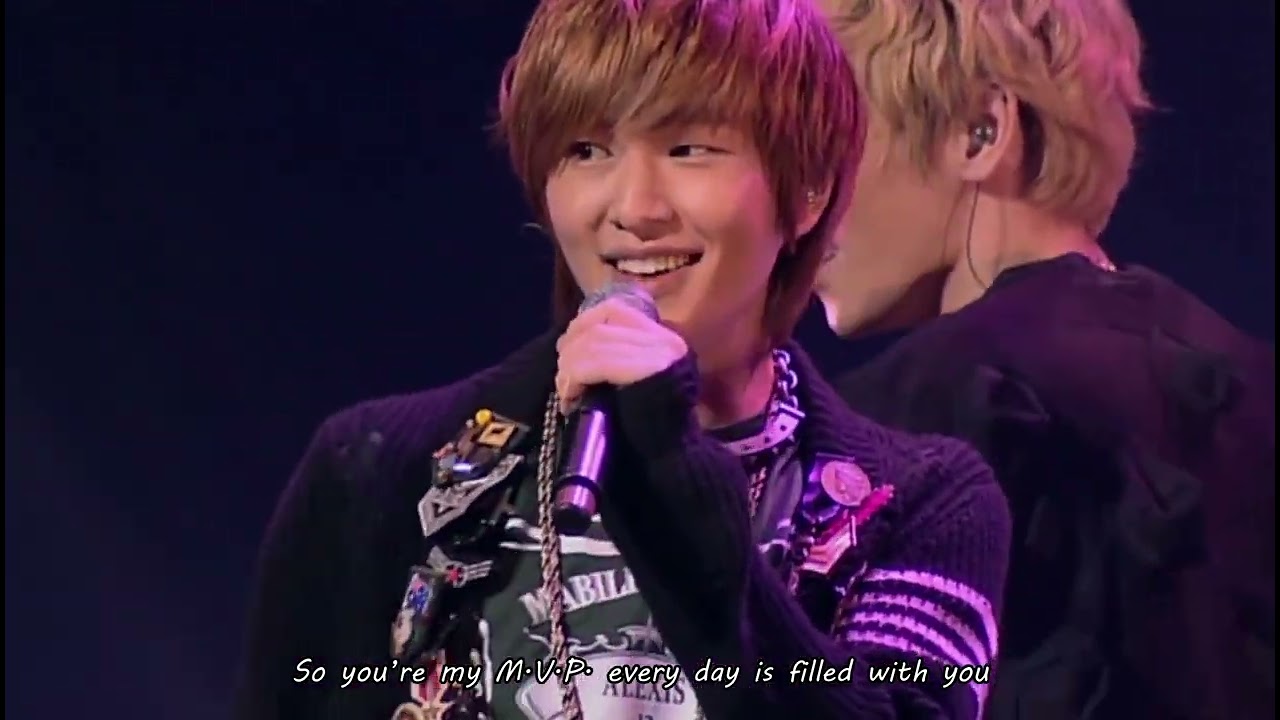 SHINee - Replay (Japan 1st Album The First Showcase) (Happy SHINee