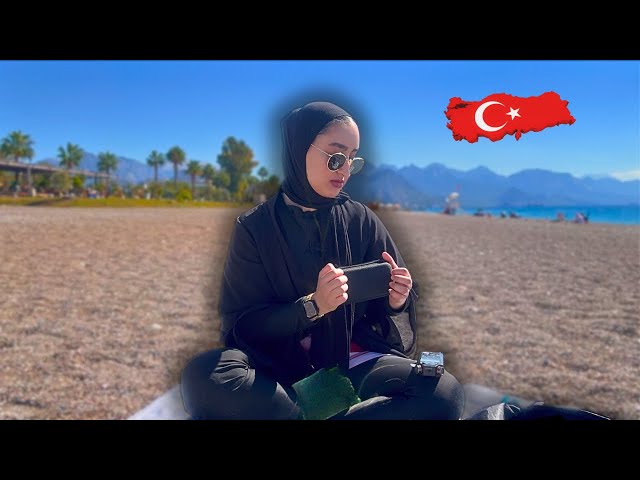ASMR at the Beach in Antalya 🇹🇷 Soft Spoken, Tapping, Scratching, Pebbles, Waves