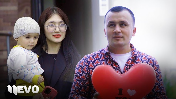 Sevgi va jinsiy aloqa haqida video Enaga yigitni yoldan ozdirdi