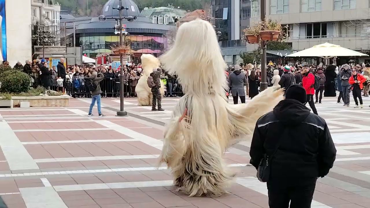 Фестивал на сурвакарските игри Благоевград 04.01.2026 - Втори квартал, с. Падеш, кв. Шарон