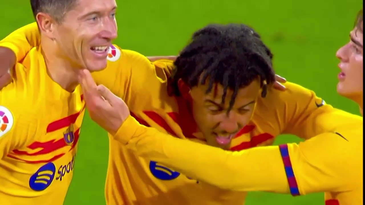 Robert Lewandowski - Magical Skills & Goals 2024