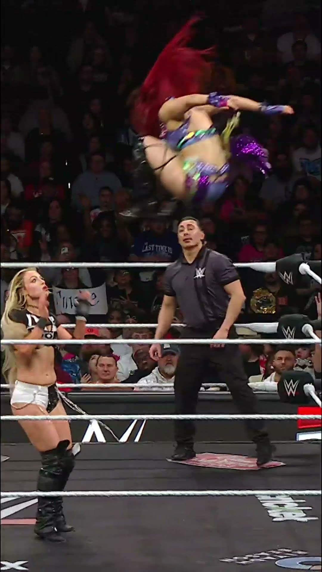 IYO SKY makes it look easy ?‍? #RawOnNetflix #WWERaw