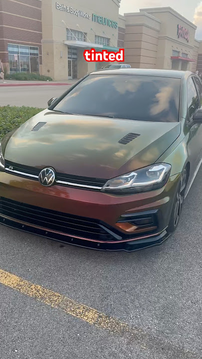 Chameleon Wrapped ￼Volkswagen Golf R #german