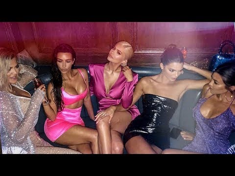 Video: Kylie Jenner Sexy 21. Narozeninové Focení