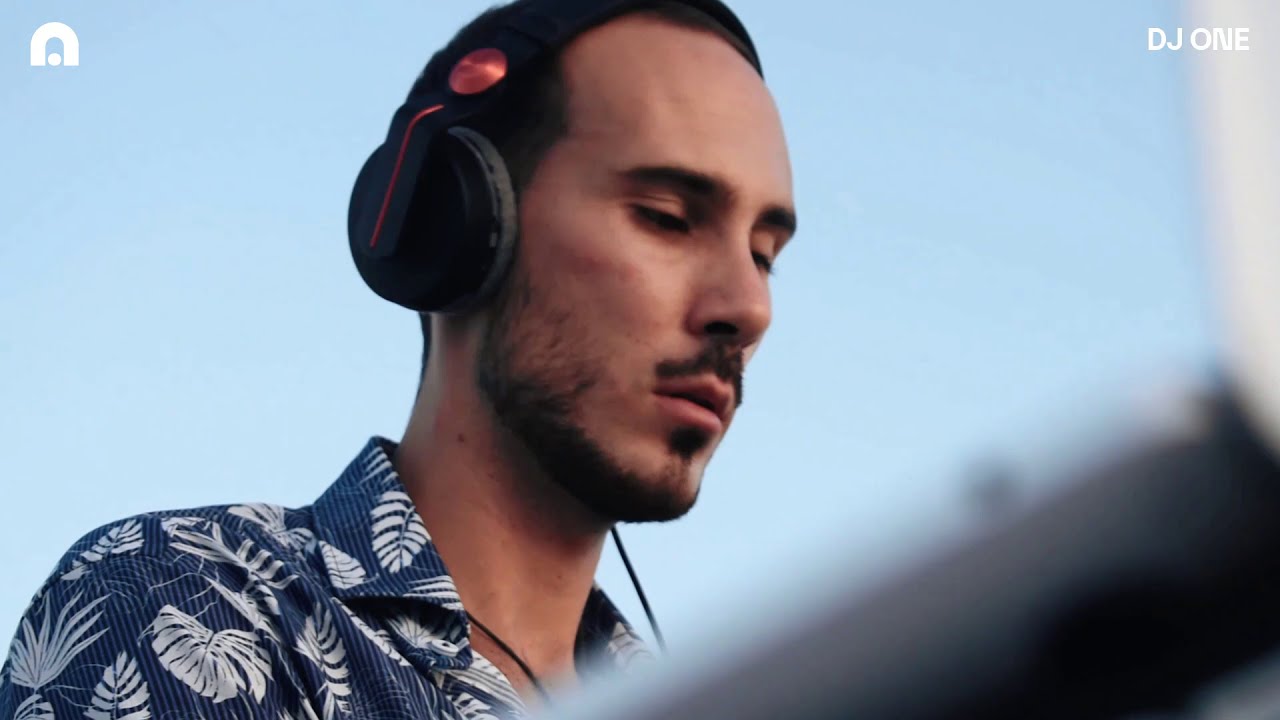 Dj One @ Pointe des Chateaux in Saint-François, Guadeloupe x Kazazik