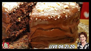 Real Cooked Chocolate ICING on Homemade Yellow Cake Layers