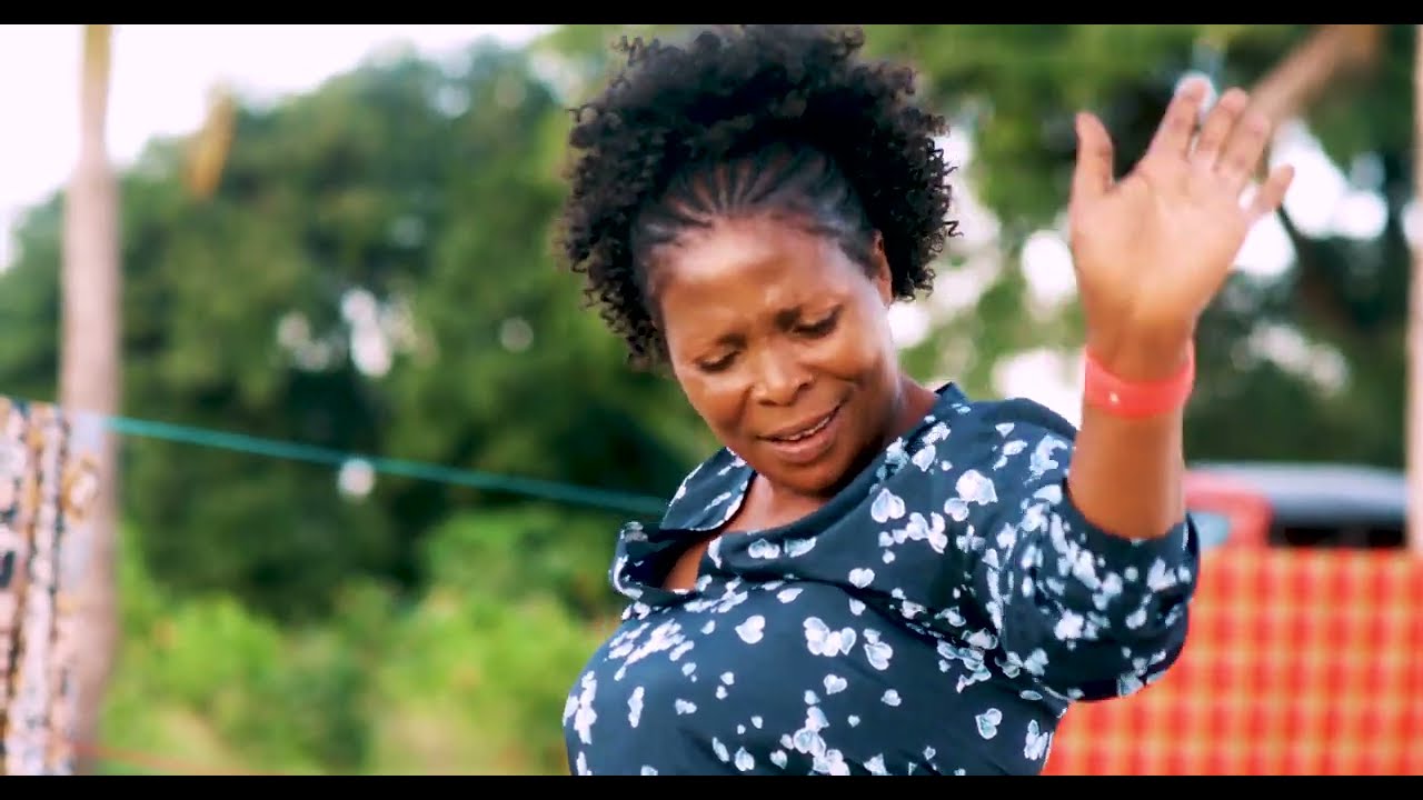 Rose Muhando   Waache Waende official Video FOR SKIZA TONE send 5969701 to 811