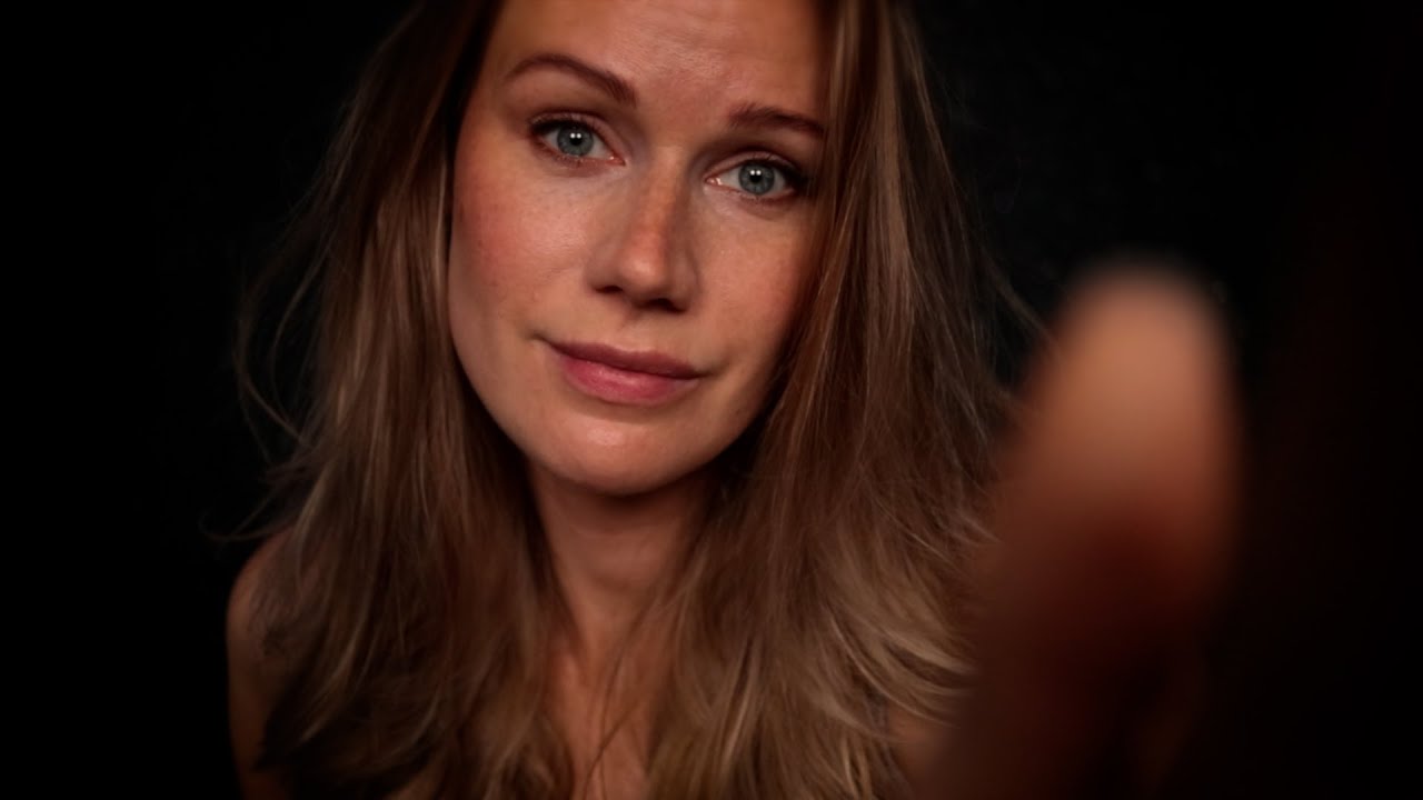 СНЯТИЕ ТРЕВОГИ КРУПНЫМ ПЛАНОМ АСМР | Позволь мне составить тебе компанию в темноте