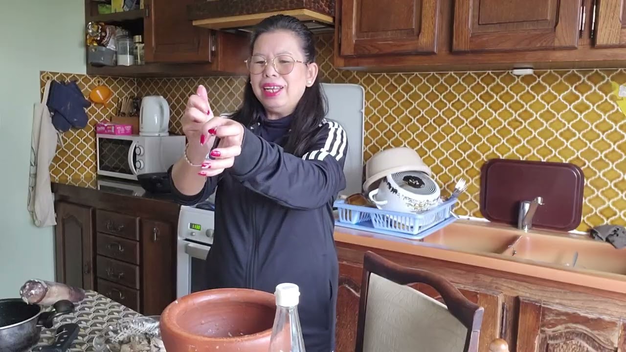 เข้าครัวทำกับข้าวสู่พ่อแม่กินจ้า