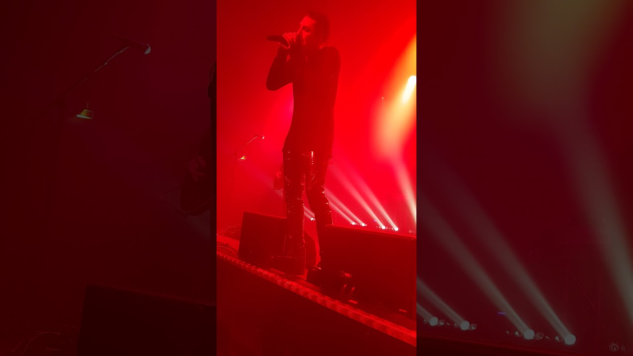 Motionless In White Catharsis (LIVE IN VIENNA) YouTube