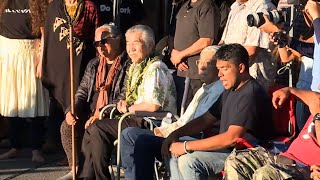 Hawaii Governor Visits Telescope Protest Site