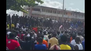 Stonebwoy visits Nsawam Medium Security Prison ahead of his donation to inmates. ❤️🙏