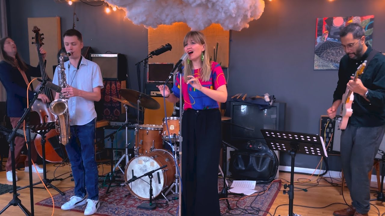 Inner Distance - Greg Wahl ft. Julia Minkin